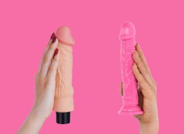 Dildo czy wibrator? Różnice i zastosowania